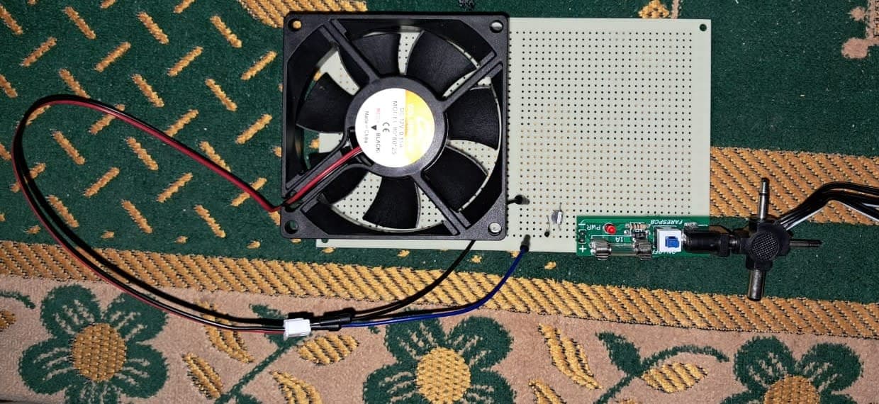Temperature-Controlled Fan Using BJT 