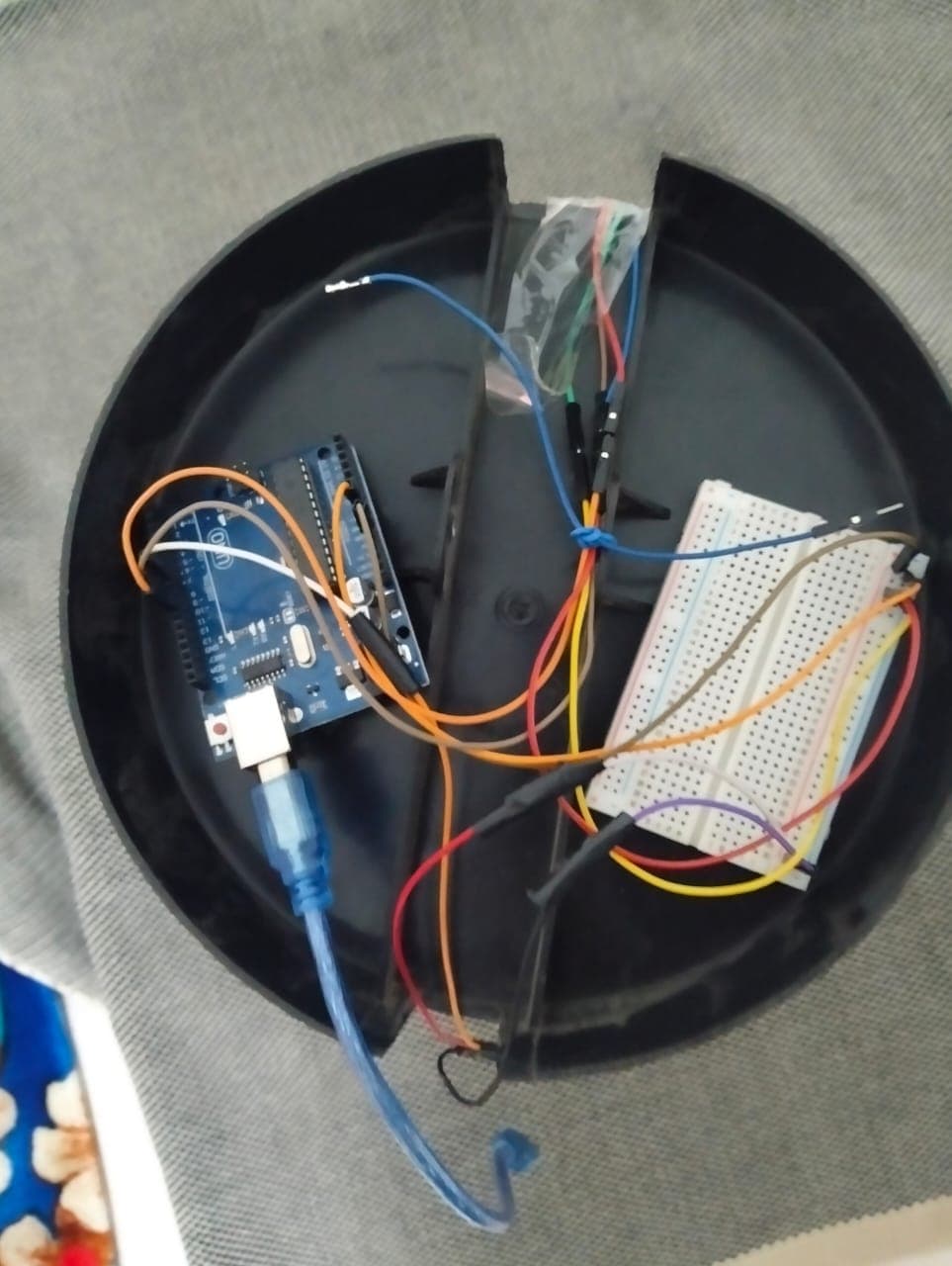 Smart trash can