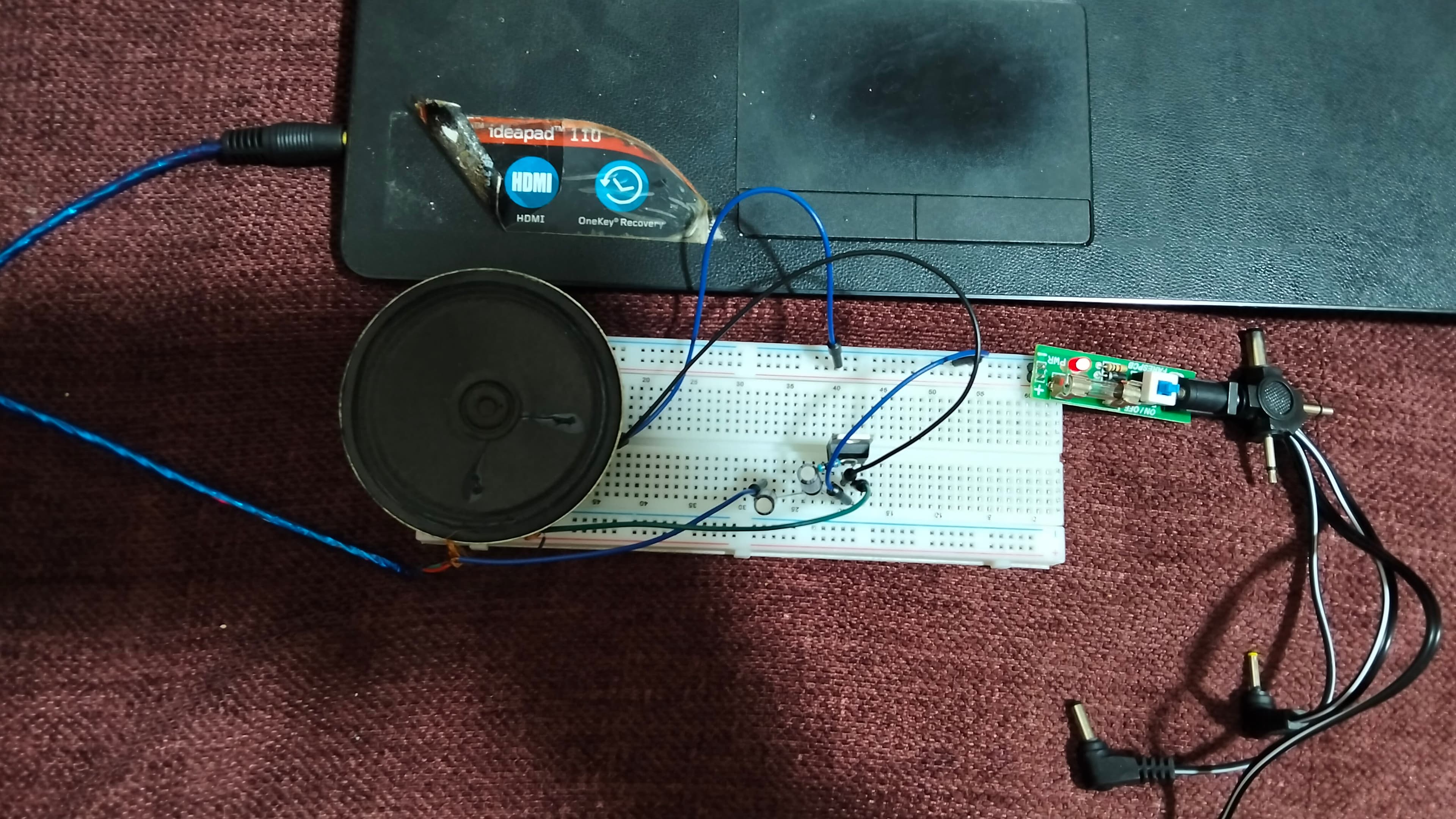 Simple audio amplifier 